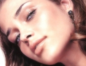 Ana Beatriz Barros