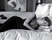 Angelina Jolie - Picture 169 - 1024x768