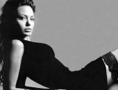Angelina Jolie - Picture 164 - 1024x768