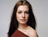 Anne Hathaway - Picture 1 - 1024x768