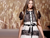 Kristina Romanova - Picture 1 - 1810x3201